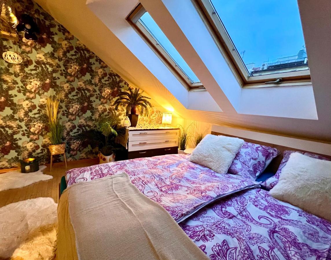 Lejlighed Duplex 2 With Quiet Terrace On Wenceslas Square *